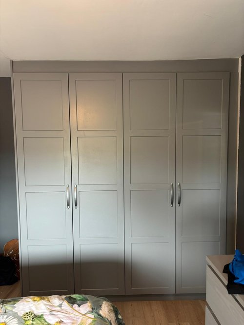 custom-bedroom-wardrobe-11