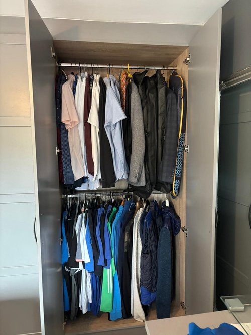 custom-bedroom-wardrobe-9
