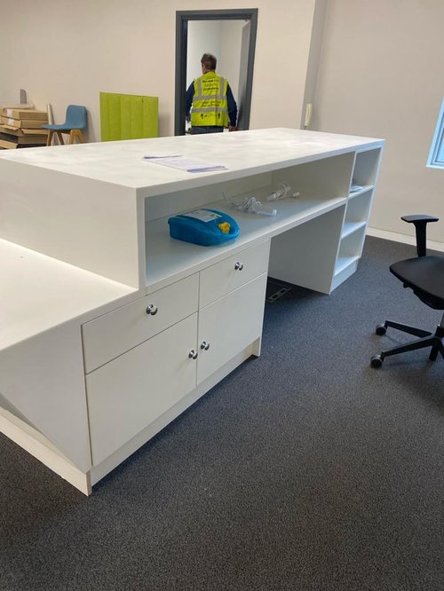 office-2 office-2